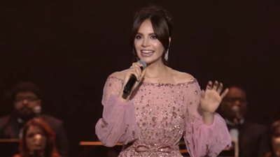 آمال ماهر.. صوت صادق يجيد اللهجات في 