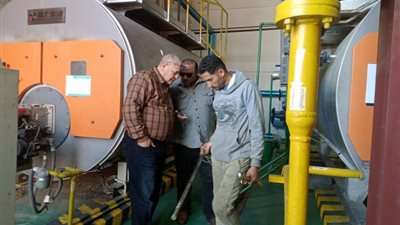 محافظ الدقهلية يتابع إلتزام مصانع جمصة بالاشتراطات البيئية