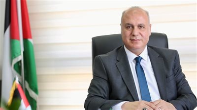 وزير الثقافة الفلسطيني: أطفالنا يُقتلون يوميًا والعالم ملتزم بالصمت
