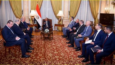 وزير الخارجية يستقبل وفداً من حركة فتح الفلسطينية