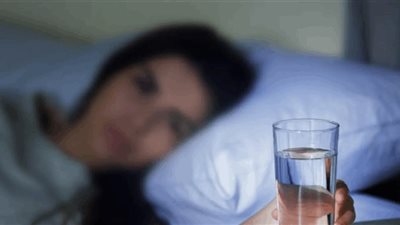 طبيبة تحذر.. العطش الليلي المتكرر قد يكون علامة لأمراض خطيرة