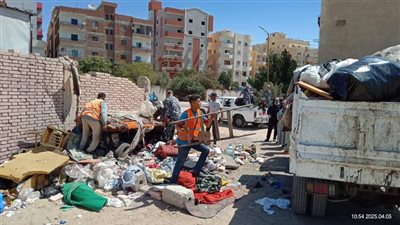 محافظ الإسماعيلية يؤكد على استمرار الحملات المكثفة لإزالة أماكن النباشين 