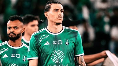 إيبانيز أفضل لاعب في مباراة الأهلي والاتحاد