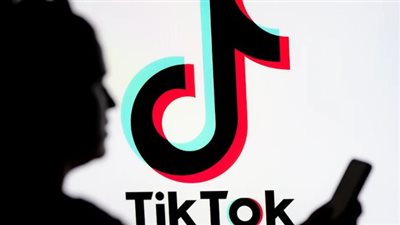 تيك توك مهددة بغرامة 500 مليون يورو لنقل بيانات المستخدمين للصين