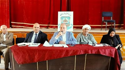 تعليم قنا: مكافأة المدارس المنفذة لخطة التشجير والدهانات بكفاءة