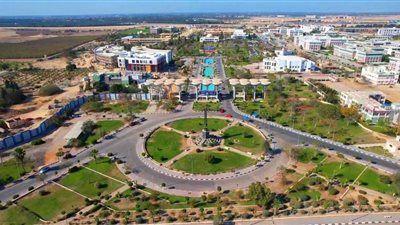 جامعة قناة السويس تنظم برامج تدريبية متخصصة لأعضاء هيئة التدريس