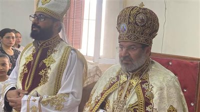 الأنبا توما حبيب يترأس القداس الإلهي بكنيسة السيدة العذراء أم النور 