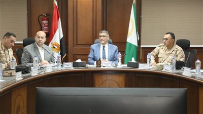 تشغيل تجريبي لعدد من مشروعات البنية التحتية المنتهية بقرى الصف الشهر الجاري