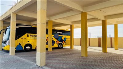 تشغيل موقف سيارات الأجرة بمركز نقادة جنوب قنا 