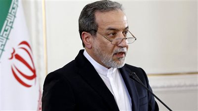 إيران تؤكد استعدادها للمفاوضات غير المباشرة في عمان