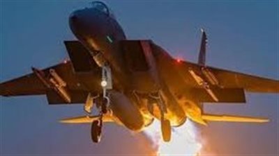 جيش الاحتلال يشن غارة على مدينة بعلبك شرق لبنان 