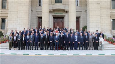 رئيس جامعة حلوان يشارك في ملتقى الجامعات المصرية الفرنسية