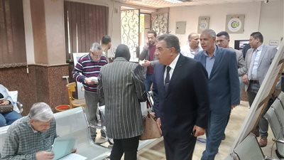 محافظ الدقهلية يوجه بسرعة الرد على شكاوي المواطنين بالمركز التكنولوجي