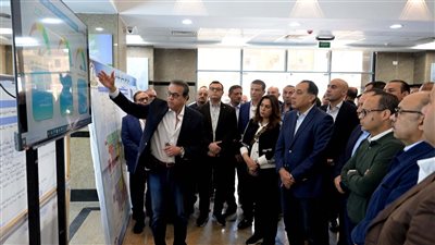 رئيس الوزراء يستهل جولته بمحافظة أسيوط بتفقد مستشفى منفلوط المركزي