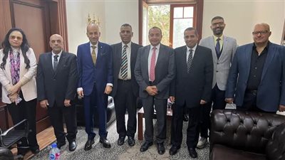 رئيس جامعة بنى سويف يرأس لجنة ترشيح عميد كليتي الهندسة وعلوم الأرض 