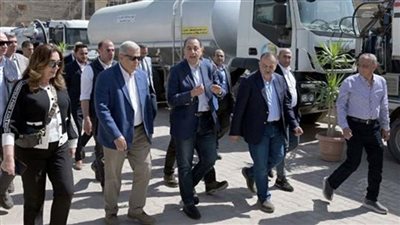 مدبولى يتفقد محطة مياه المرشحة التشيكي بحي شرق واصطفاف المعدات