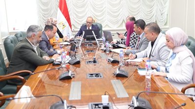 ضم 4 مراكز تدريبية و65 مهنة جديدة إلى منظومة الفحص المهني مع السعودية