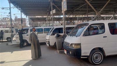 هدوء فى مواقف الفيوم بعد زيادة أسعار المحروقات 