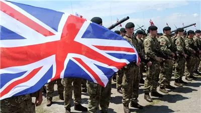 وزير الدفاع البريطاني: سنقدم مساعدات عسكرية ومالية لأوكرانيا