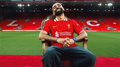 إيمانويل بيتي: محمد صلاح من أعظم أساطير البريميرليج وأتمنى لو لعبت بجواره