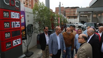 محافظ كفر الشيخ يتفقد محطات الوقود للتأكد من تطبيق أسعار المواد البترولية