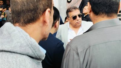 محافظ الدقهلية يلتقي المواطنين.. ويؤكد أن الجميع يعمل لتحقيق احتياجاتهم