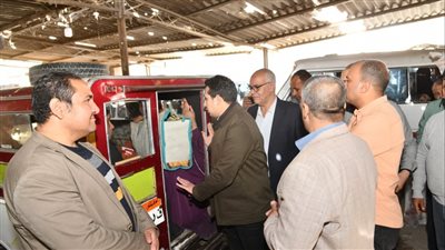 حملات مكثفة للجهاز التنفيذي على السرفيس والتاكسي ومواقف السيارات بالفيوم 