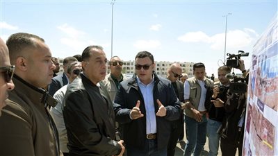 رئيس الوزراء يتفقد مشروع 