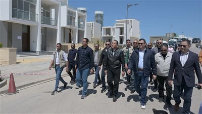 رئيس الوزراء يتفقد مشروع 