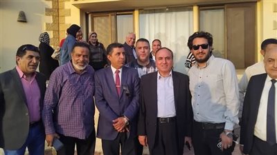 عبدالمحسن سلامة مرشح نقابة الصحفيين يلتقي اللجنة النقابية بالإسماعيلية