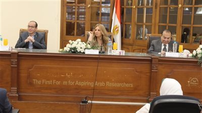 أداب عين شمس تعقد ندوة بعنوان 