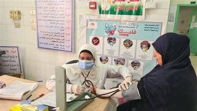 الكشف على 563 مواطن خلال قافلة طبية مجانية بمركز رشيد 