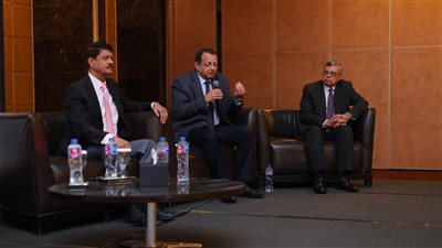 رئيس الجامعة المصرية للتعلم الإلكتروني: السيسي يدعم تأهيل خريجي كليات الحاسبات