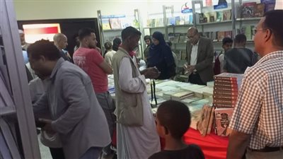 افتتاح الدورة الثانية لمعرض شلاتين للكتاب بقصر الثقافة 