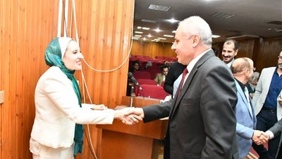 جامعة القناة تشهد رسالة دكتوراه بعنوان