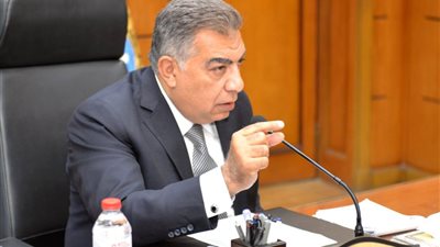 محافظ الدقهلية يناقش المشاريع التي تم  تنفيذها بقري شربين