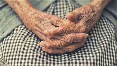 ماذا يحدث عند انخفاض مستويات هرمون السوماتوتروبين مع التقدم في السن