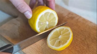 الليمون.. الحامض الذهبي: كنز من الفوائد الصحية في فاكهة صغيرة