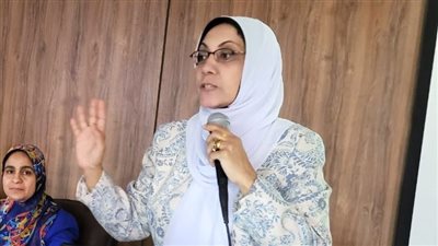 أستاذ صحة نفسية بتربية قنا: التنمر الإلكتروني يلحق ضررًا بالغًا بالشباب 