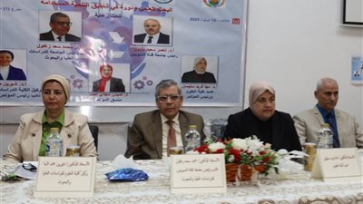 انطلاق المؤتمر السنوي للدراسات العليا بكلية العلوم بجامعة القناة