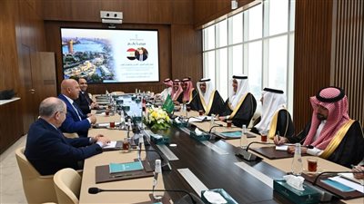 وزير الصناعة والنقل يلتقي نظيره السعودي لتدعيم التعاون المشترك