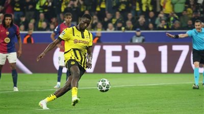 جيراسي يدوّن اسمه بأحرف من ذهب.. الهداف الأفريقي التاريخي في موسم واحد بدوري الأبطال