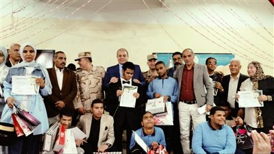 تكريم فريق اول إذاعة للتربية الخاصة وخريجي معهد النور للمكفوفين بقنا  