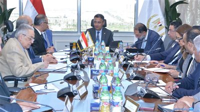 وزير التموين يترأس اجتماع اللجنة العليا للقمح ويوجه بتكثيف الاستعدادات