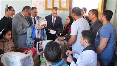 قافلة طبية للكشف على ضعاف الإبصار بكفرالشيخ