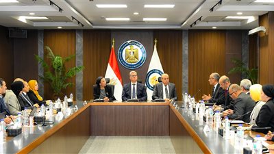 وزير البترول.. وقود الطائرات المستدام يعكس حرص الحكومة على التكامل ويُعظم المردود الاقتصادي والبيئي