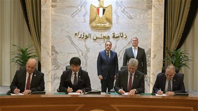 توقيع عقود الائتلاف المصري الصيني لتنفيذ تصميمات مجمع البحر الاحمر للبتروكيماويات
