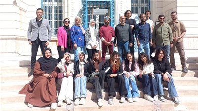 نجيب محفوظ في قلب متاحف قطاع الفنون التشكيلية    