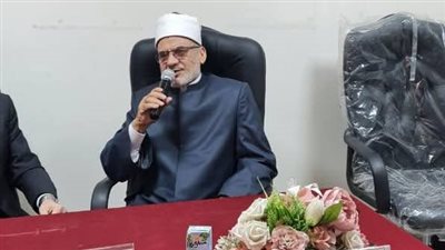مخاطر التواصل الاجتماعي ندوة توعوية لخريجي أزهر الغربيةبكلية التربية 