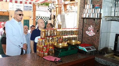 محافظ أسوان يتفقد استعدادات الاحتفال بعيد القيامة وشم النسيم  